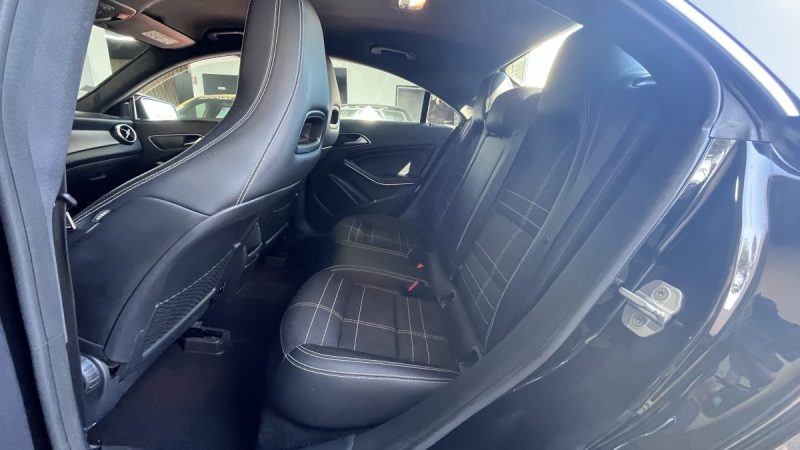 MERCEDES CLA 200 CDI  Sensation 7G-DCT