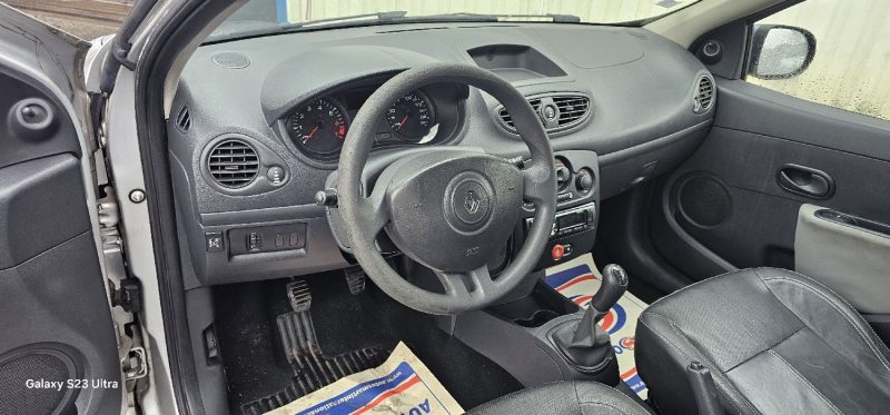 RENAULT CLIO III III 1.2 16V  HI FLEX  75