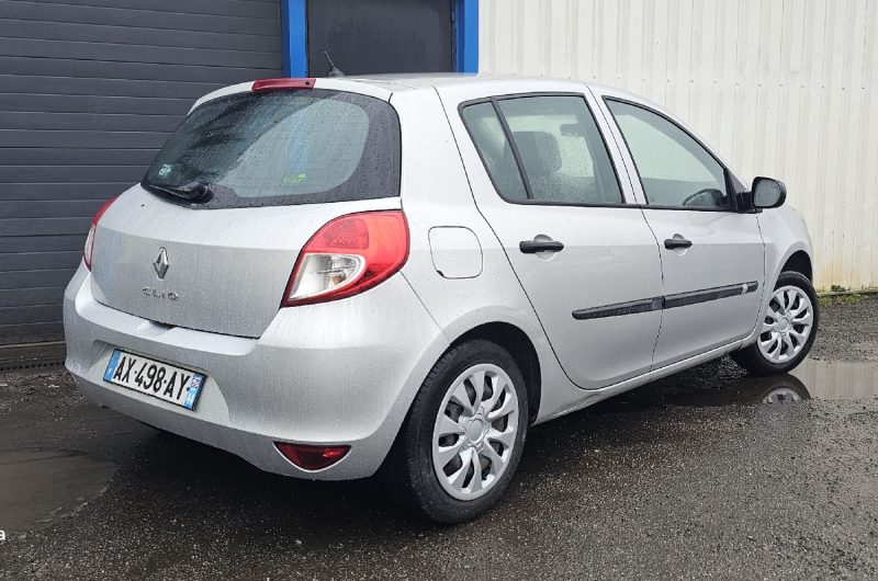 RENAULT CLIO III III 1.2 16V  HI FLEX  75