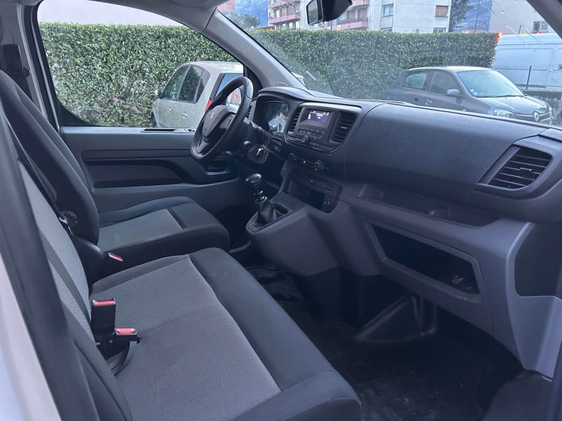 PEUGEOT EXPERT LONG 2.0 BLUEHDI 120CH PRO S&S PRIX HT : 9158 €