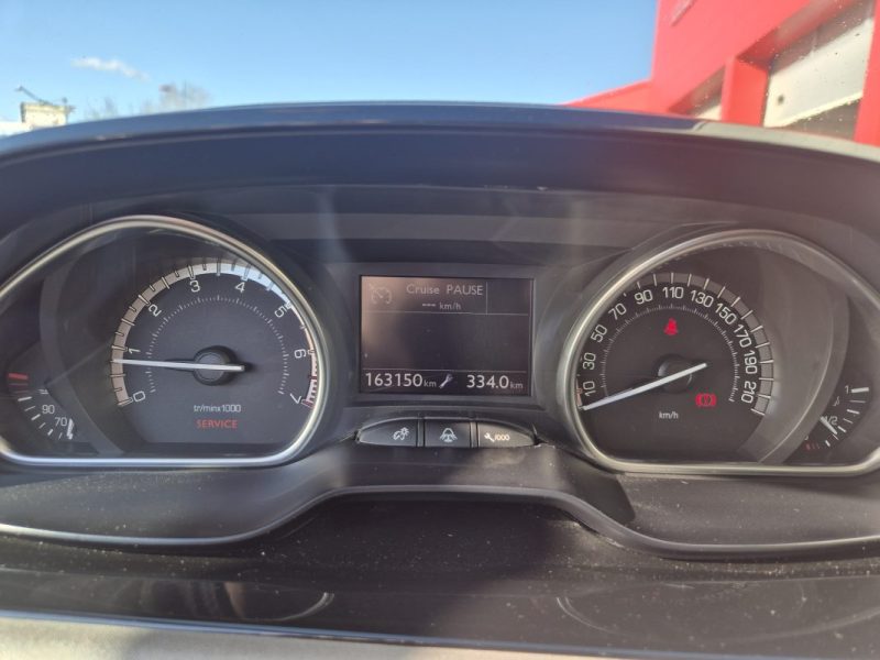 PEUGEOT 208 1.6 THP 155CH BVM6 XY 2013