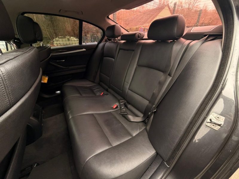 BMW SERIE 5 F10 2.0 520D FINITION SPORT 