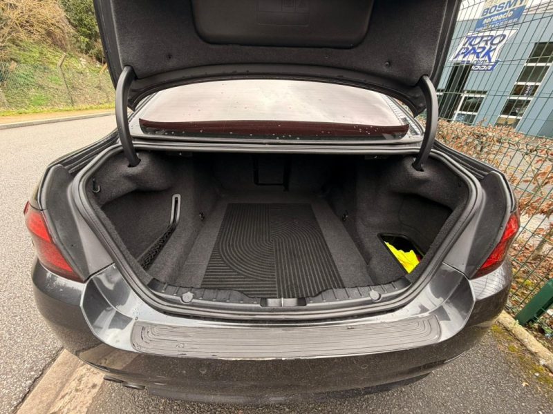 BMW SERIE 5 F10 2.0 520D FINITION SPORT 