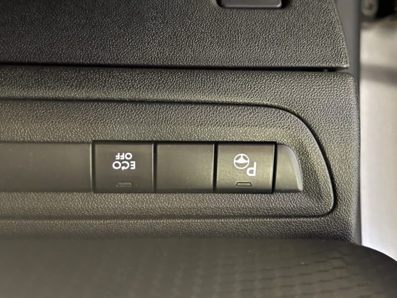 PEUGEOT 208 1.2 PURETECH 110CH TECH LINE S&S CARPLAY 2018