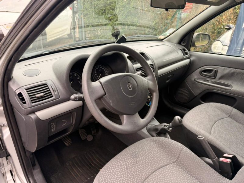 RENAULT CLIO II 1.2 CAMPUS