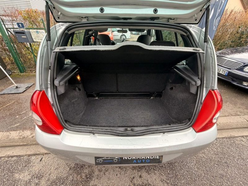 RENAULT CLIO II 1.2 CAMPUS