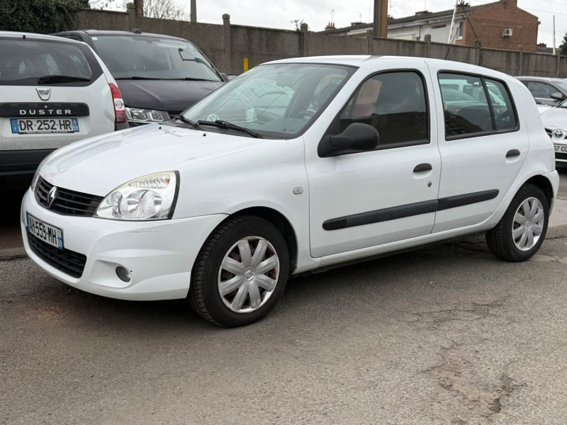 RENAULT CLIO II 1.2 2009