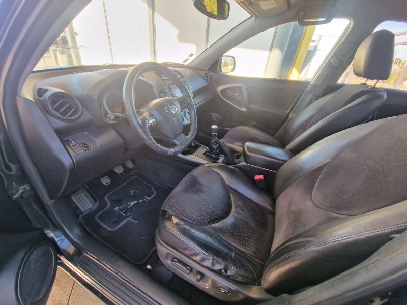 TOYOTA RAV4 III 2.2 D 4D 4WD 4X4 2010