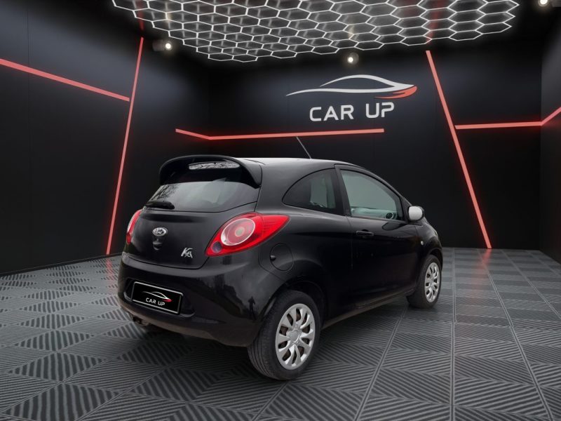 FORD KA 1.2 i 69 cv Ambiente