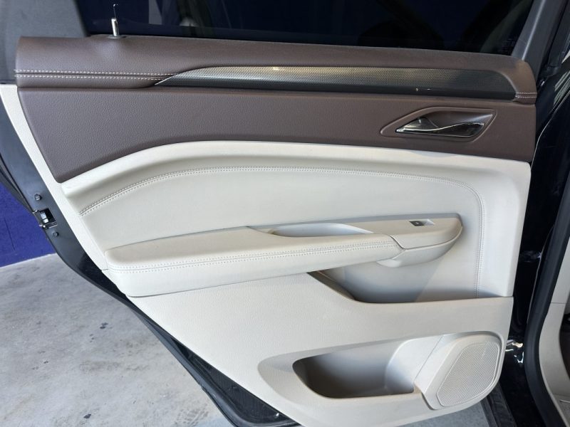 CADILLAC  SRX V6 3.0 269 CH AWD 2012