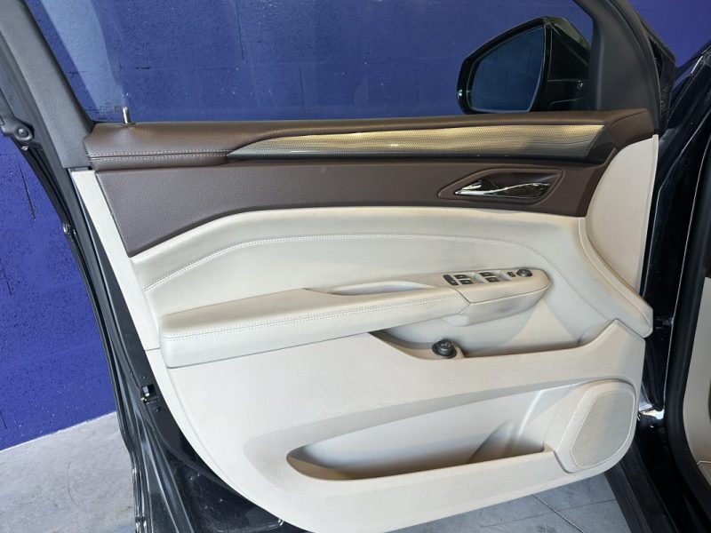 CADILLAC  SRX V6 3.0 269 CH AWD 2012