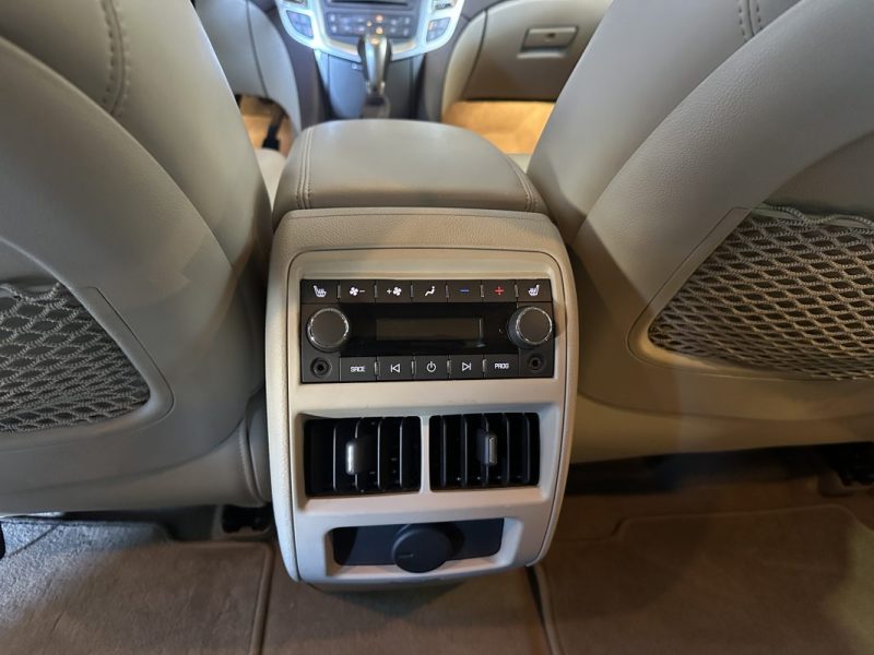 CADILLAC  SRX V6 3.0 269 CH AWD 2012