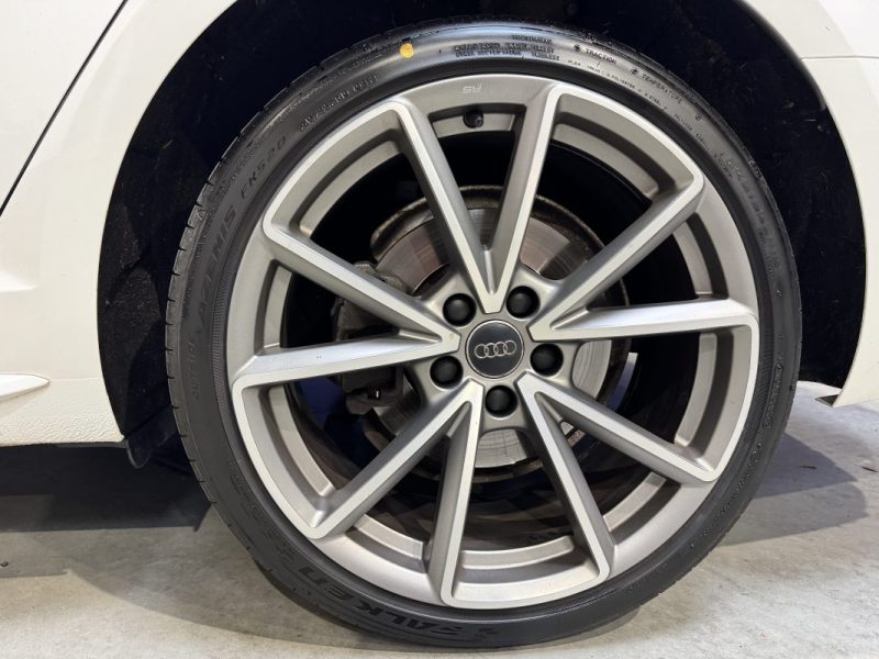 AUDI A4 2.0 TDI 190ch QUATTRO S LINE S tronic 7 / SUIVI D ENTRETIEN COMPLET