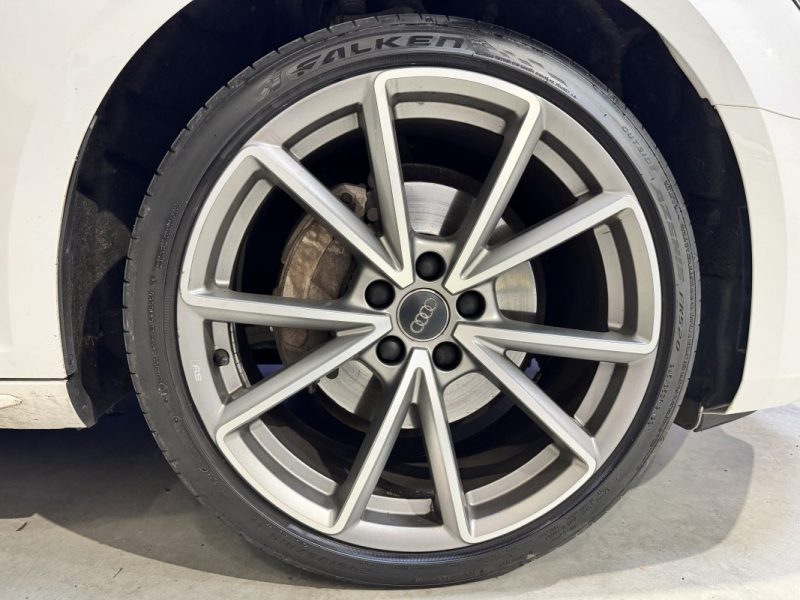 AUDI A4 2.0 TDI 190ch QUATTRO S LINE S tronic 7 / SUIVI D ENTRETIEN COMPLET