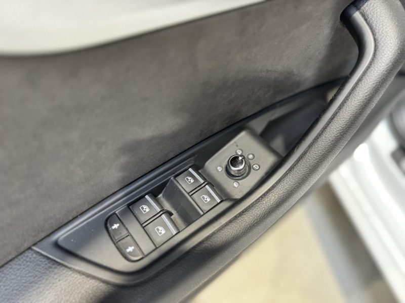 AUDI A4 2.0 TDI 190ch QUATTRO S LINE S tronic 7 / SUIVI D ENTRETIEN COMPLET