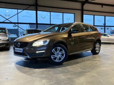 🔹 VOLVO V60 Cross Country 2.0 D4 190 CH 🔥Sièges chauffant 🗺️ GPS 🚙 Attelage  🛡️ Garantie 6 mois