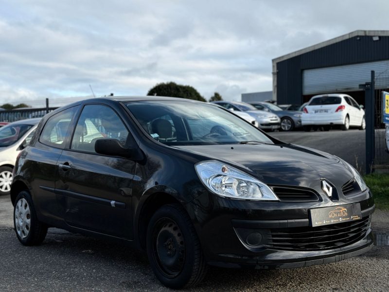 RENAULT CLIO III 1.2 75 ch EXTREME – Idéal Jeune Conducteur – Clim – Révisée & Garantie 6 mois