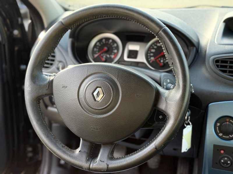 Renault Clio III 1.2 75 ch Extreme – Idéal Jeune Conducteur – Clim – Révisée & Garantie 6 mois