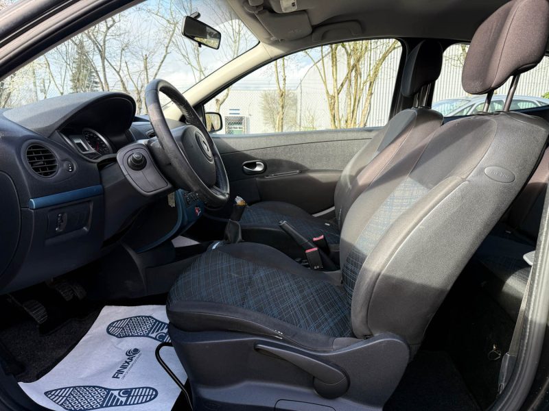 RENAULT CLIO III 1.2 75 ch EXTREME – Idéal Jeune Conducteur – Clim – Révisée & Garantie 6 mois