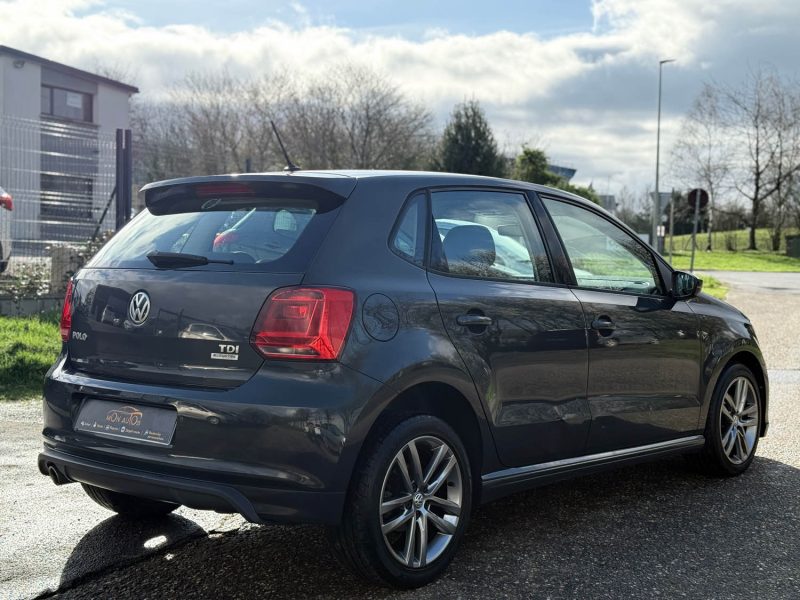 VOLKSWAGEN POLO 1.4 TDI 90 R-LINE – DSG7 – Écran Tactile – Radar AV/AR – Révisée & Garantie 6 mois