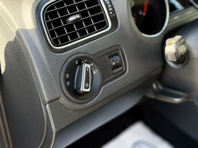 Volkswagen Polo 1.4 TDi 90 R-Line – DSG7 – Écran Tactile – Radar AV/AR – Révisée & Garantie 6 mois