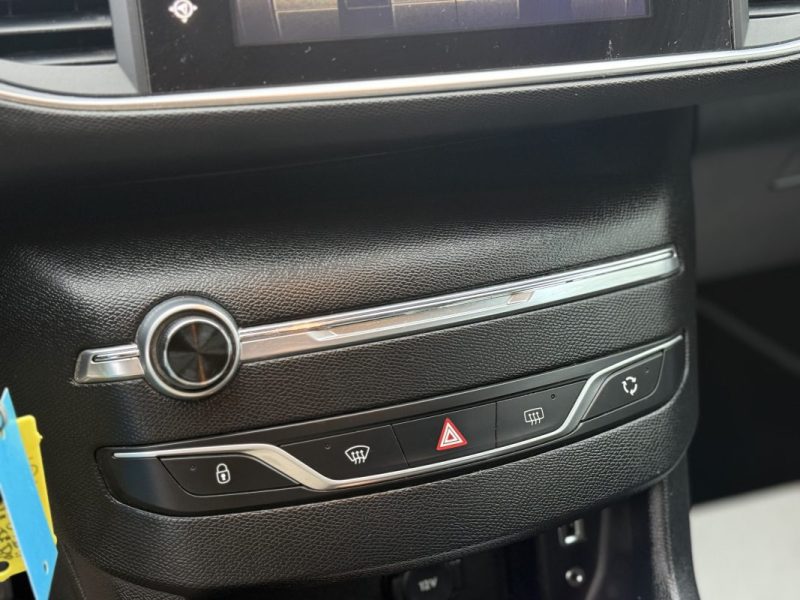 PEUGEOT 308 II 1.6 BLUEHDI 120 ch – GPS – Écran Tactile – Révisée & Garantie 6 mois