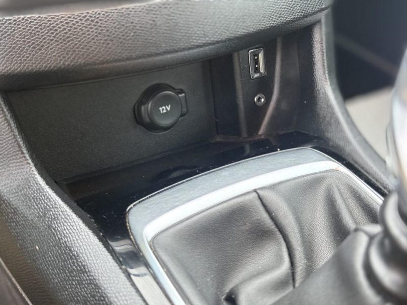 PEUGEOT 308 II 1.6 BLUEHDI 120 ch – GPS – Écran Tactile – Révisée & Garantie 6 mois