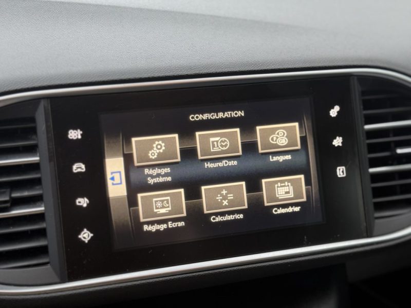 PEUGEOT 308 II 1.6 BLUEHDI 120 ch – GPS – Écran Tactile – Révisée & Garantie 6 mois
