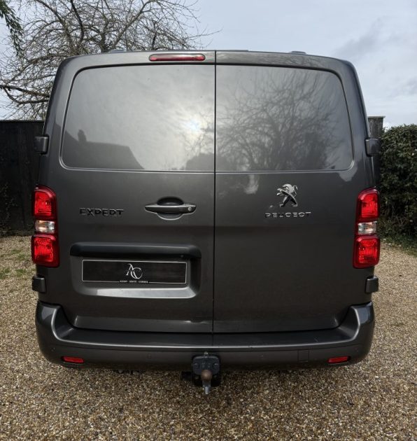 PEUGEOT EXPERT 3M 2.0 BLUEHDI 180ch EAT8 S&S PACK SPORT / SIÈGES CHAUFFANT/ CAMÉRA DE RECUL