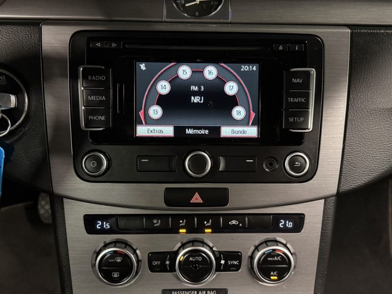 VOLKSWAGEN PASSAT 6 VII SW / BREAK CONFORTLINE 1.6 TDI 105 ECRAN GPS CRIT AIR 2 BVM6 - GARANTIE 1 A