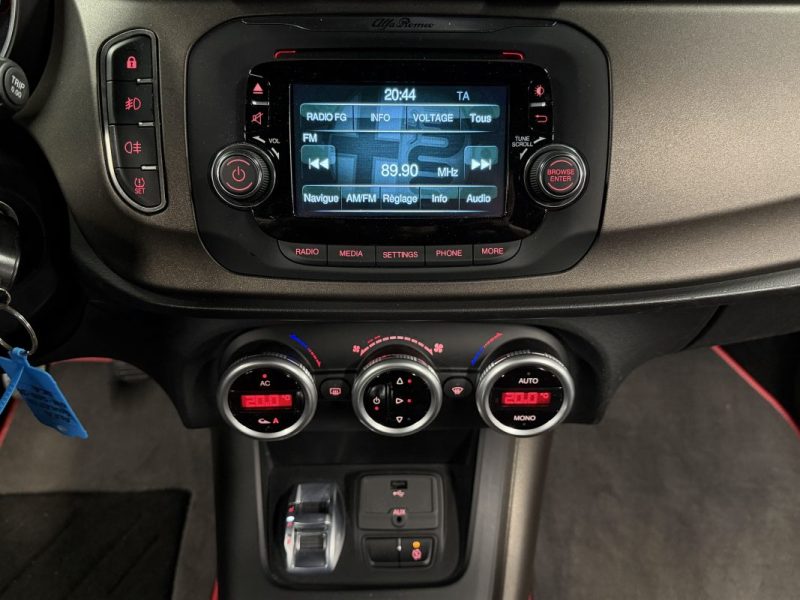 ALFA ROMEO GIULIETTA III PHASE 2 DISTINCTIVE 1.4 TJET 120 Cv BVM6 CRIT AIR 1 - GARANTIE 1 AN