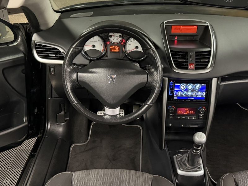PEUGEOT 207 CC PHASE 2 COUPE CABRIOLET 1.6 HDI 112 Cv ECRAN TACTILE BVM6 - GARANTIE 1 AN