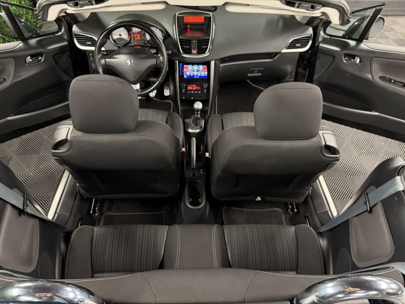 PEUGEOT 207 CC PHASE 2 COUPE CABRIOLET 1.6 HDI 112 Cv ECRAN TACTILE BVM6 - GARANTIE 1 AN