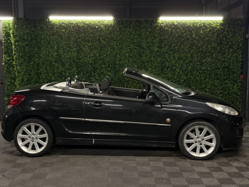 PEUGEOT 207 CC PHASE 2 COUPE CABRIOLET 1.6 HDI 112 Cv ECRAN TACTILE BVM6 - GARANTIE 1 AN