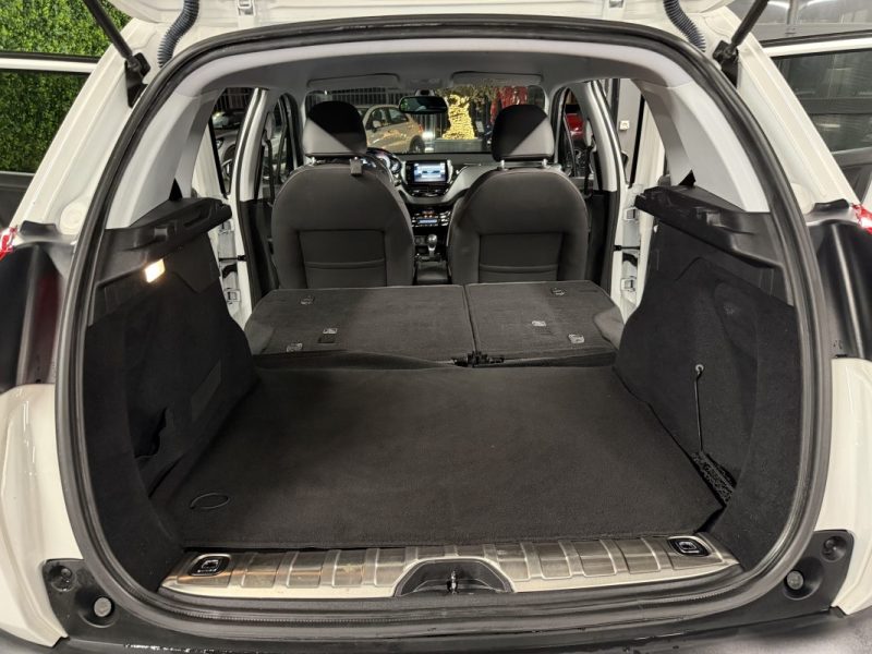 PEUGEOT 2008 PHASE 2 GT LINE 1.2 110 Cv 1ERE MAIN BOITE AUTO APPLE CARPLAY & ANDROID - GARANTIE 1 AN