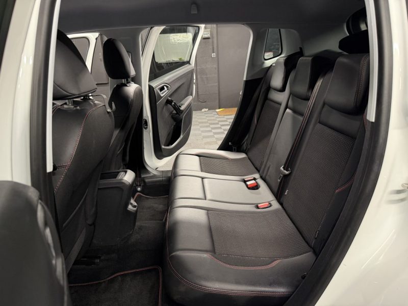 PEUGEOT 2008 PHASE 2 GT LINE 1.2 110 Cv 1ERE MAIN BOITE AUTO APPLE CARPLAY & ANDROID - GARANTIE 1 AN