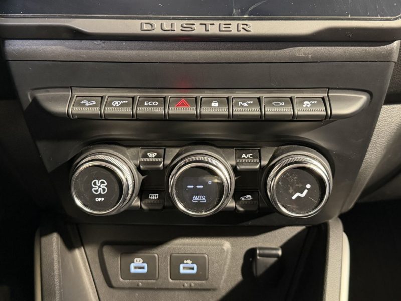 DACIA DUSTER ph2 1.5 DCI 115cv PRESTIGE 4X4 - SIEGES CHAUFFANTS - CAMERA 360 - ATTELAGE - 1er MAIN  