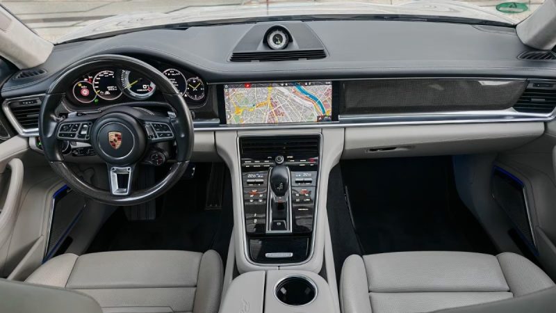 PORSCHE PANAMERA SPORT TURISMO TURBO S E-HYBRID 