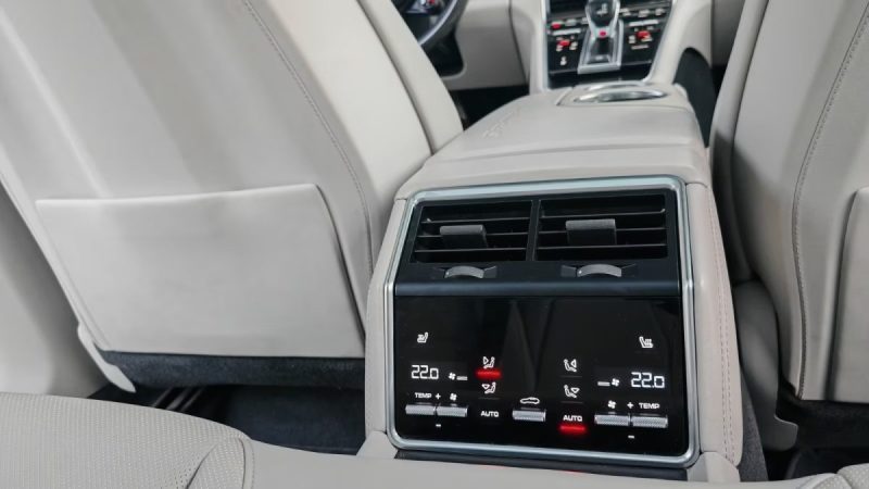 PORSCHE PANAMERA SPORT TURISMO TURBO S E-HYBRID 
