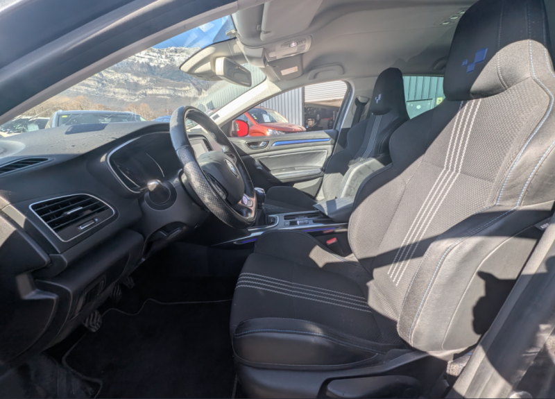 RENAULT MEGANE 4 1.2 TCE 130 CV GT LINE ENTRETIEN COMPLET RENAULT  2017