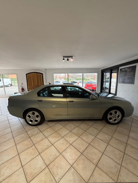Alfa Romeo 166 (936) – V6 busso – 62 000 km – Garantie 12 mois - CT vierge