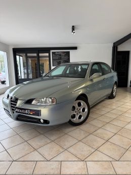 Alfa Romeo 166 (936) – V6 busso – 62 000 km – Garantie 12 mois - CT vierge