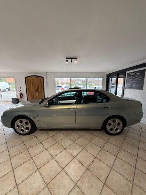 Alfa Romeo 166 (936) – V6 busso – 62 000 km – Garantie 12 mois - CT vierge
