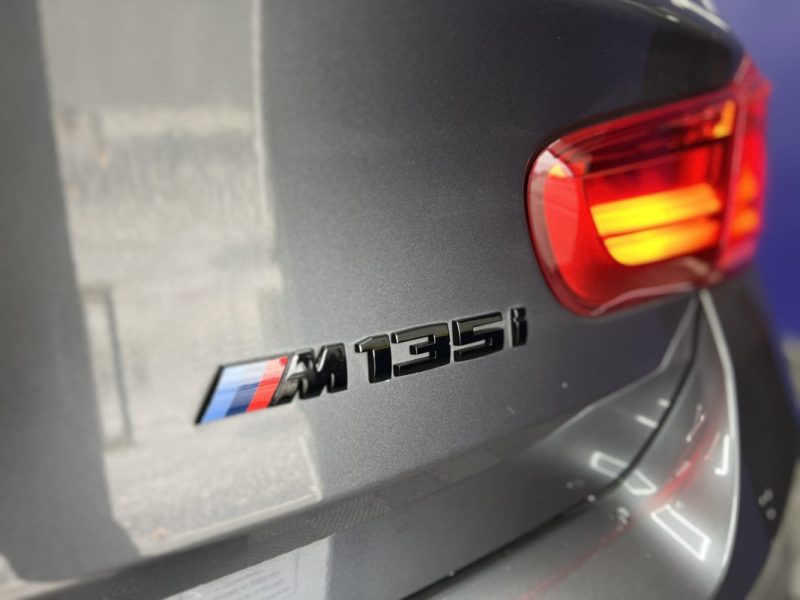 BMW Série 1 M135i 326ch xDrive | Toit-ouvrant | Volant chauffant | Suivi complet