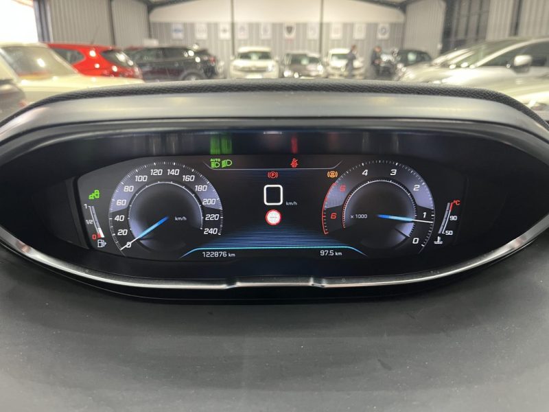 Peugeot 3008 1.5 BlueHDI 130ch GT-Line S&S | Caméra | Distribution effectué | Entretien OK