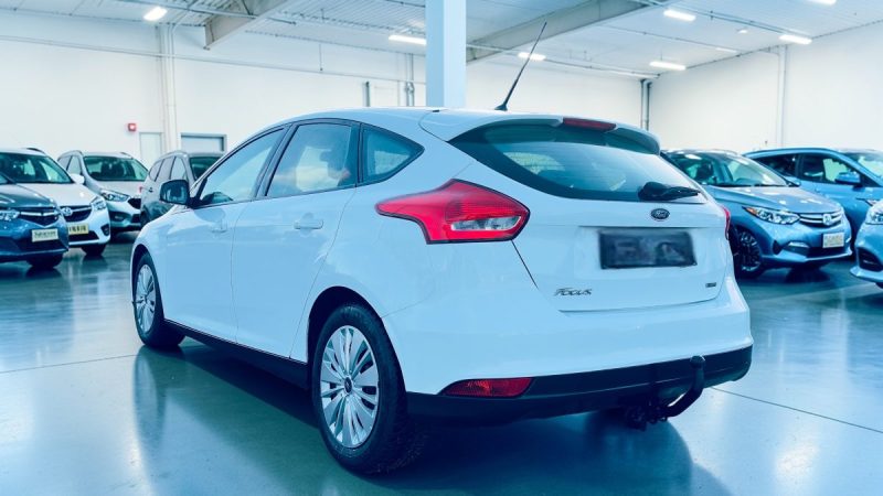 FORD FOCUS 100CV 1ER MAIN GARANTIE 6MOIS