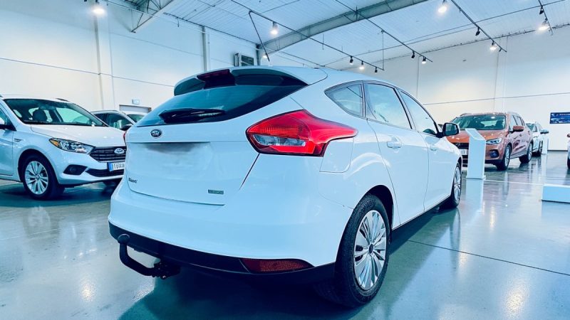 FORD FOCUS 100CV 1ER MAIN GARANTIE 6MOIS