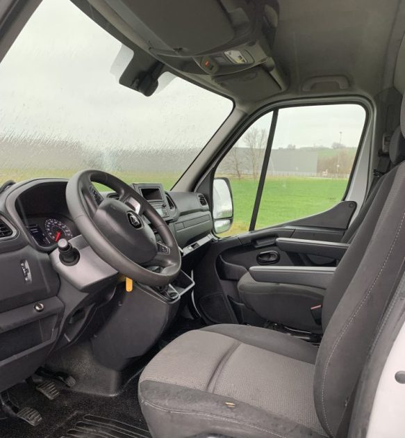 RENAULT MASTER 3  FOURGON NACELLE  2020