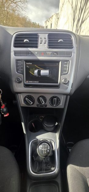 VOLKSWAGEN POLO 1.2 TSI 90ch BLUEMOTION TECHNOLOGY 