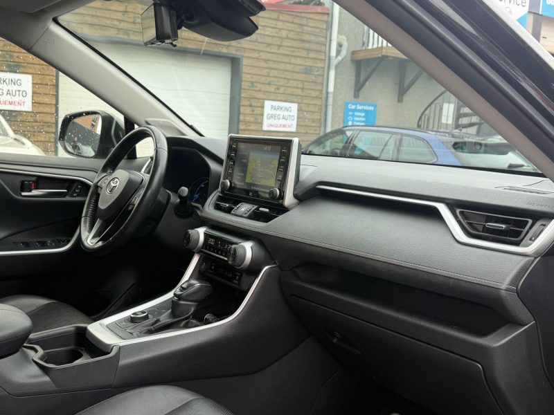 TOYOTA RAV4 HYBRIDE 218CH LOUNGE 2WD 